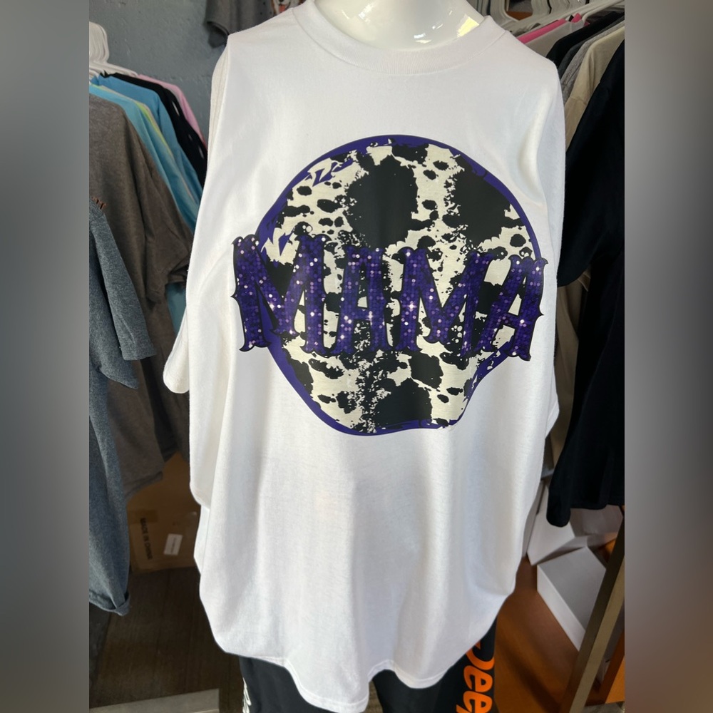 Brand new unisex T-shirt purple cow print, mama